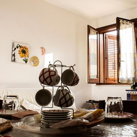 Casa Vacanze Di Anna E Selene Villa Favignana Bagian luar foto