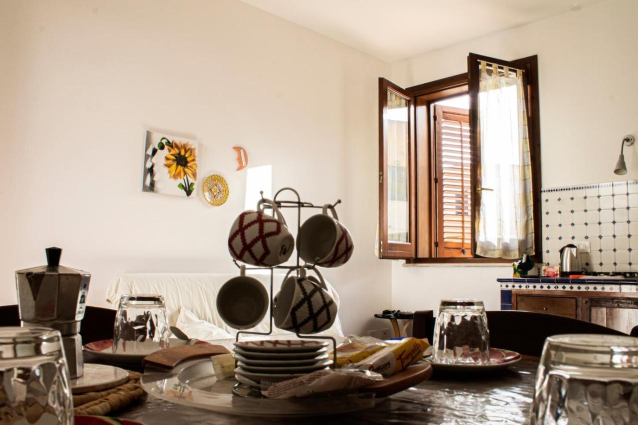 Casa Vacanze Di Anna E Selene Villa Favignana Bagian luar foto